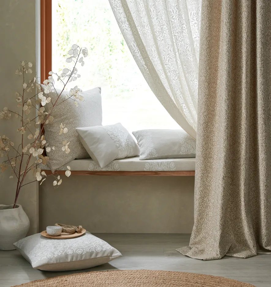 william-morris-at-home mood image 4