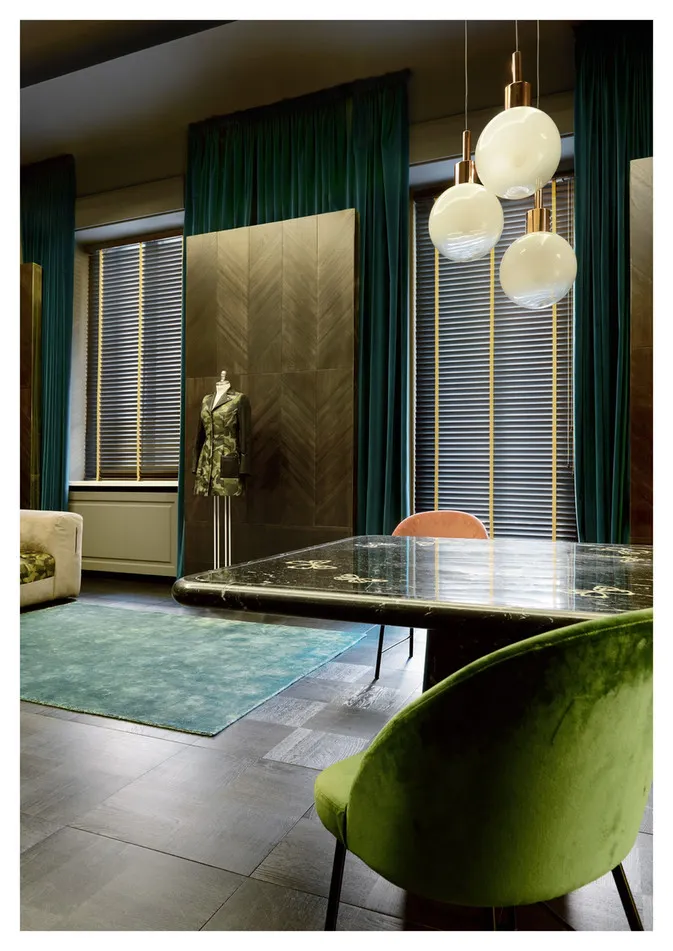 Venetian Blind 4
