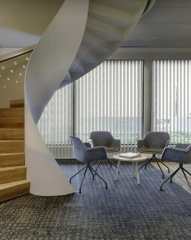 Vertical Blind 4